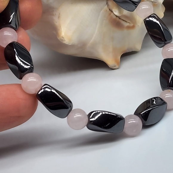 Rose Quartz Genuine Stones/Natural Hematite Bracelet - Picture 4 of 5